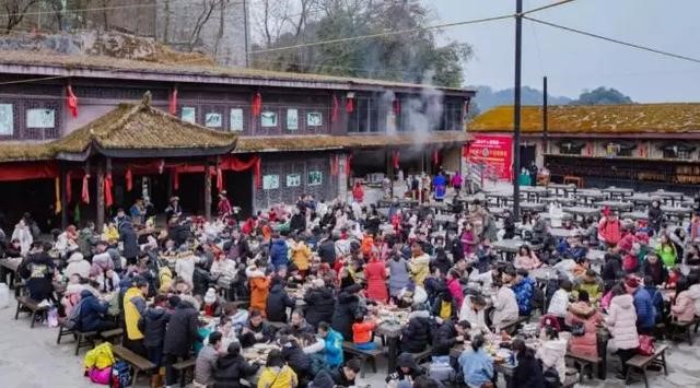 元旦哪里游?相约北川,九皇山滑雪、羌寨赛舞